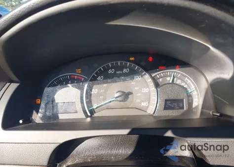 2015 Toyota Camry Le z USA, uszkodzony, nr VIN 4T1BF1FK2FU485034